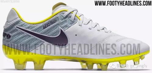 足球鞋最新配色爆料,独家揭秘最新配色爆料! 第3张 足球鞋最新配色爆料,独家揭秘最新配色爆料! 第3张